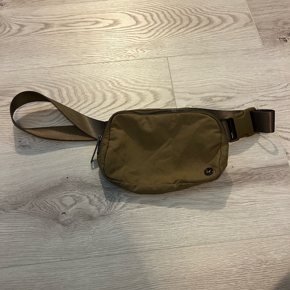 Lululemon Belt Bag